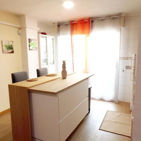 Apartment Beau Terrasse A Cote De La Del Cura